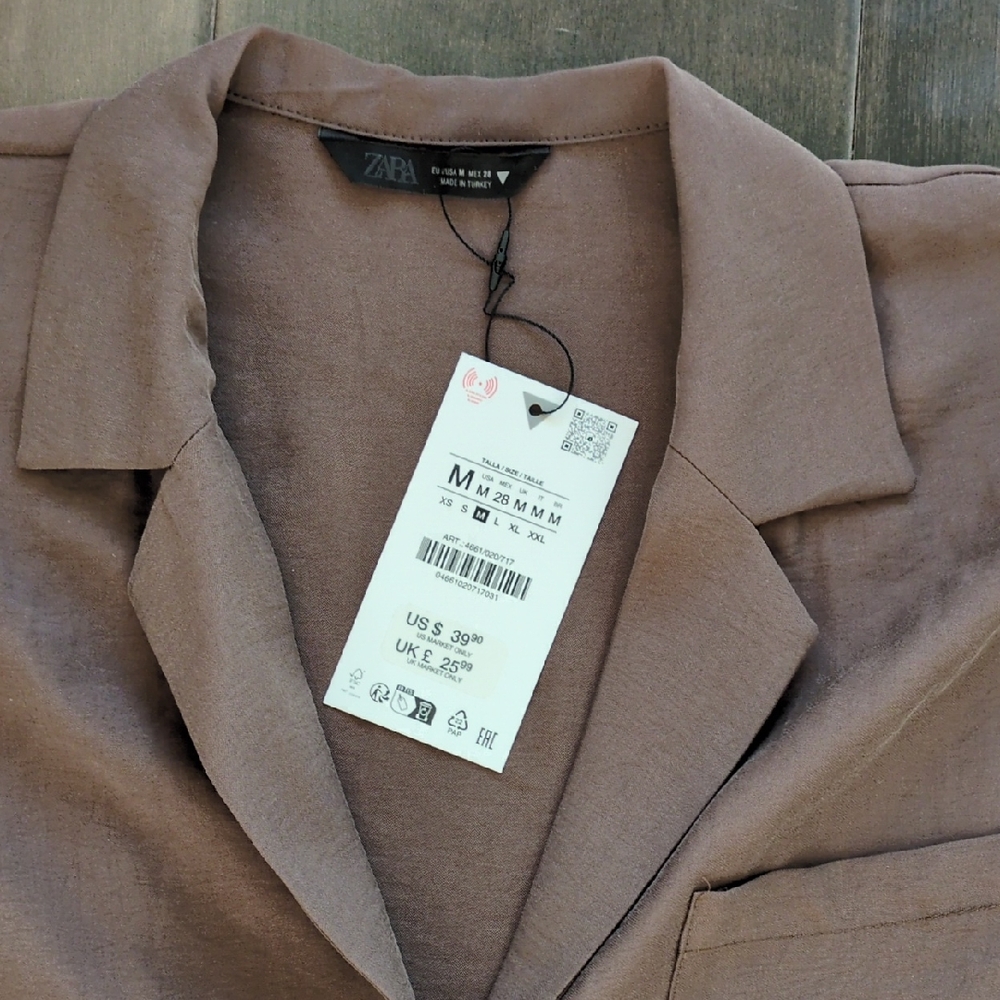 New With Tags Zara Cropped Shirt